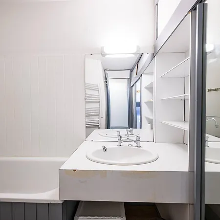 Skis Aux Pieds Pour 4 Pers., Vue Mont Blanc Appartement *